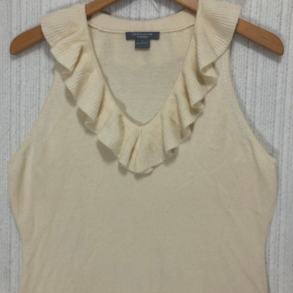 ANN TAYLOR Cashmere Knit Sleeveless Top Ivory Ruffle Neck V-Neck‎ Women's Size L